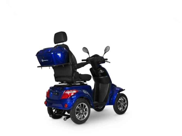 life-4-blue-z-tlem-skos-tyl-2-800x600.png