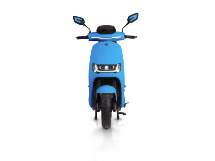 motocykl-elektryczny-iamelectric-robo-s-2-z-tlem-800x600.png